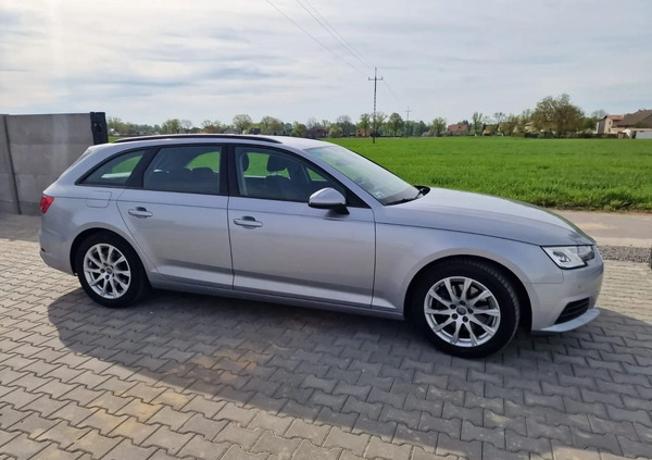 Audi A4 cena 83900 przebieg: 122000, rok produkcji 2019 z Goniądz małe 154